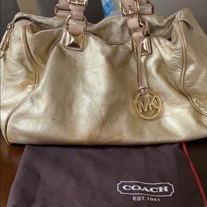 Michael Kors || Handbag + Dustbag